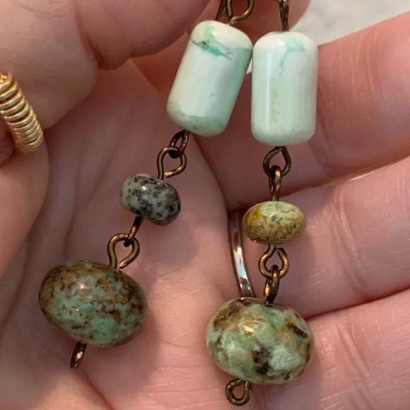 Green opal and Pistachio Earrings - Picture 2 of 5